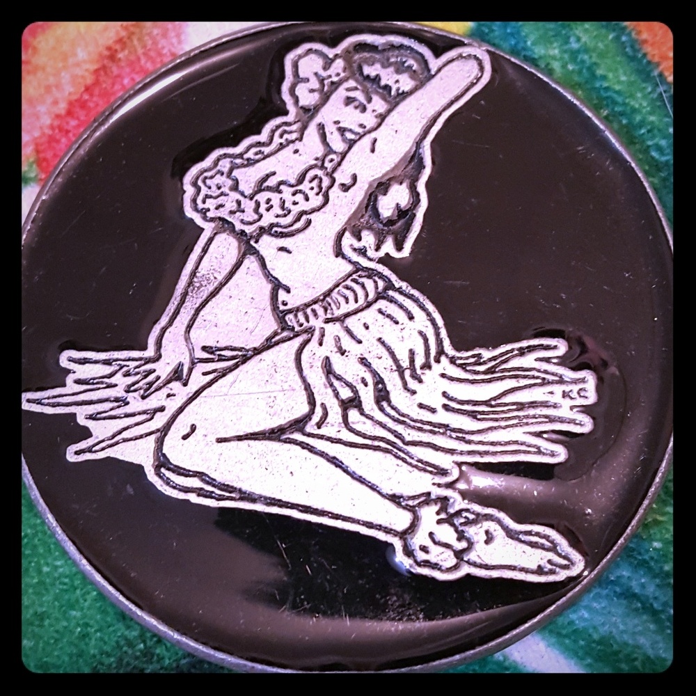 Hula girl belt buckle